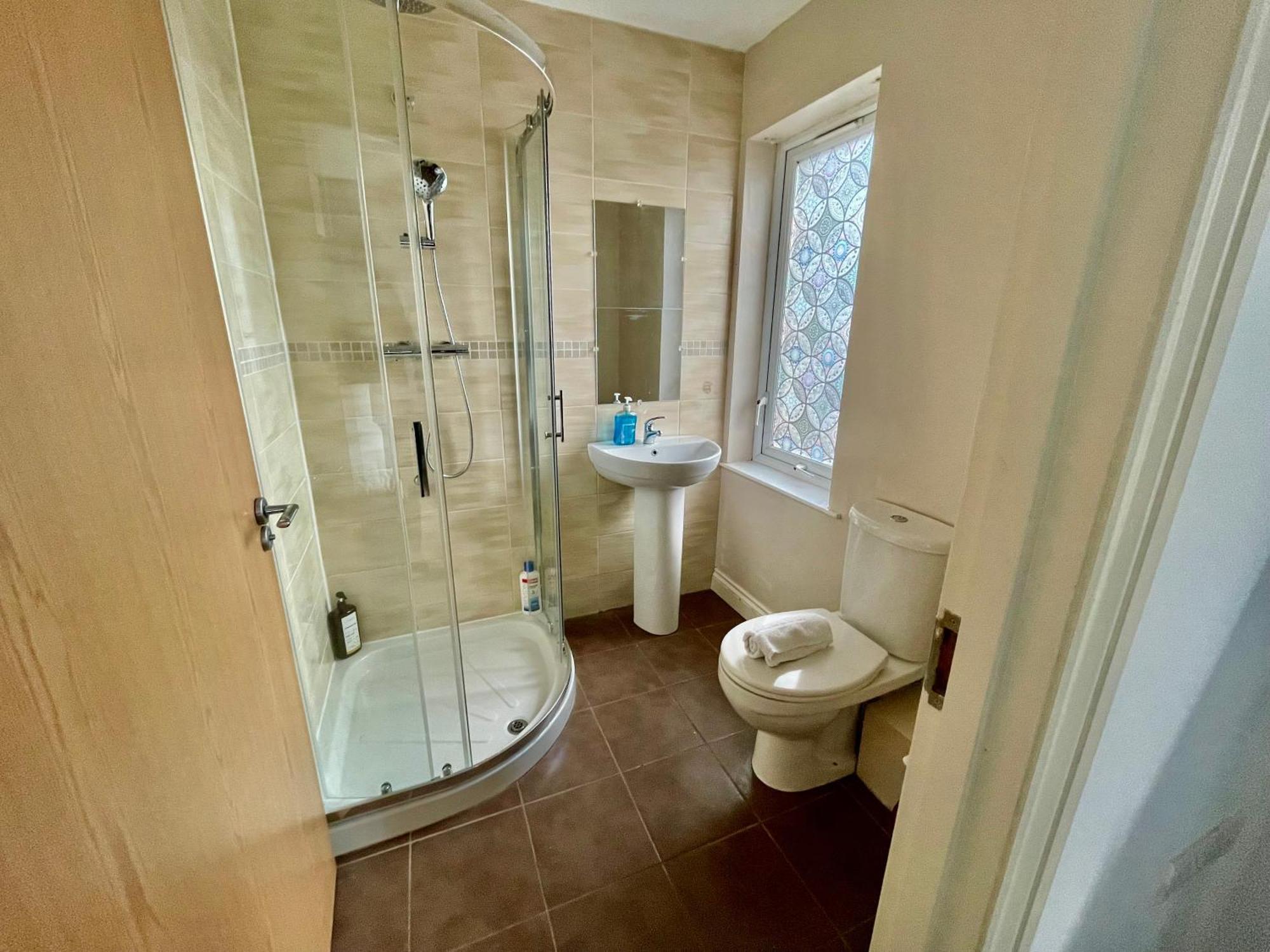 2 Bedroom City-Centre Apartment With Free Parking Belfast Bagian luar foto